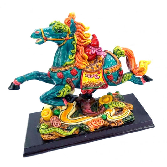 HORSE POLYSTONE MOTLEY NO. 2